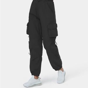 Halara Casual Cargo Joggers